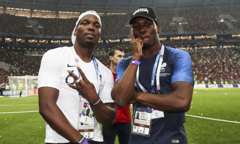 Mathias et Paul Pogba lors de la finale de la Coupe du monde en 2018 1471496