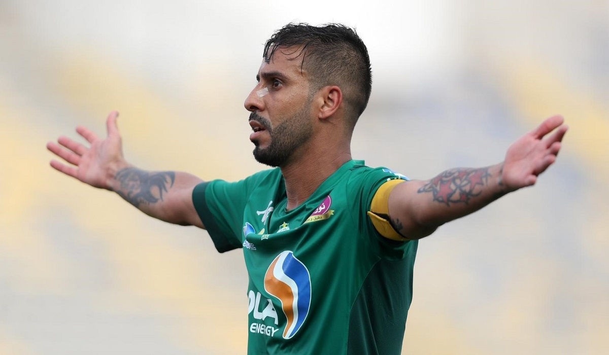 البدراوي رئيس الرجاء يطرد متولي ويبقي الزنيتي في عش الأخضر البدراوي رئيس الرجاء يطرد متولي ويبقي الزنيتي في عش الأخضر