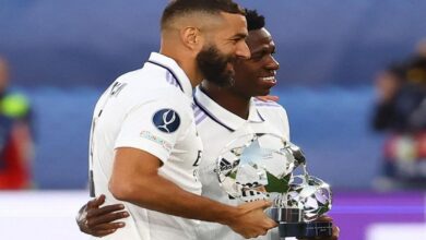 بنزيمة يتوج بجائزة أفضل لاعب في دوري أبطال أوروبا موسم 2021 2022