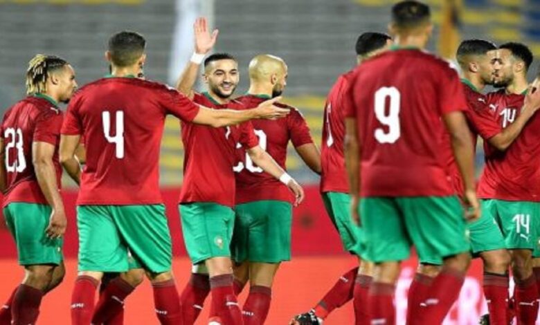 سبب مفاجئ يبعد نجم المنتخب المغربي من أنتقال الى هذا فريق