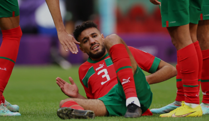 نصير مزراوي يعلن موعد عودته للميادين ويبرأ أطباء المغرب