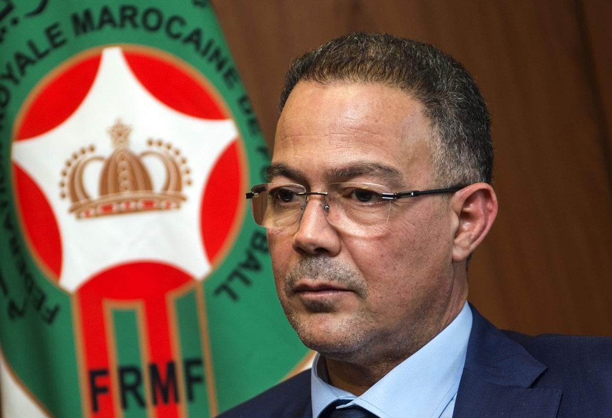 سكاي نيوز عربية تصدم الإعلام الجزائري وتكرم فوزي لقجع بجائزة أفضل رئيس أتحاد عربي والافريقي سكاي نيوز عربية تصدم الإعلام الجزائري وتكرم فوزي لقجع بجائزة أفضل رئيس أتحاد عربي والافريقي - سكاي-نيوز-عربية-تصدم-الإعلام-الجزائري