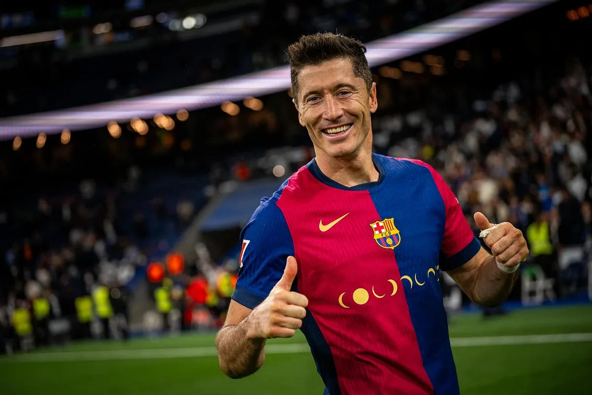 ترتيب هدافي الدوري الإسباني بعد تسجيل ليفاندوفسكي في شباك ديبورتيفو ألافيس