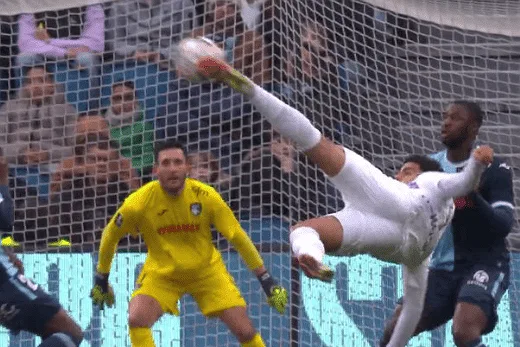 فيديو زكريا أبوخلال يقود تولوز للفوز على لوهافر في الدوري الفرنسي بمقصية خيالية