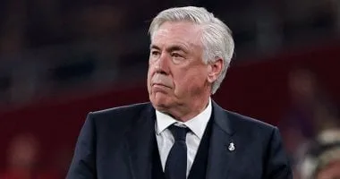 "هل يواجه أنشيلوتي الإقالة بعد ثالث هزيمة لمدريد أمام برشلونة؟"
