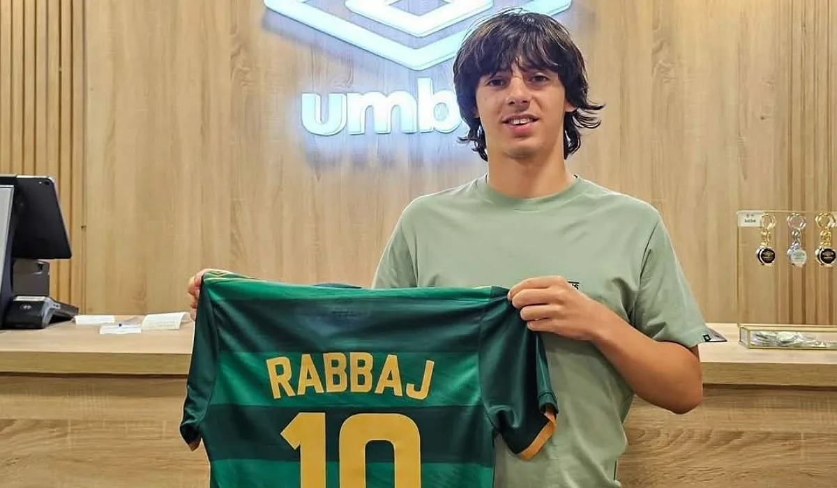 نجم تشيلسي إبراهيم رباج يوقع لنادي الرجاء البيضاوي نجم تشيلسي إبراهيم رباج يوقع لنادي الرجاء البيضاوي