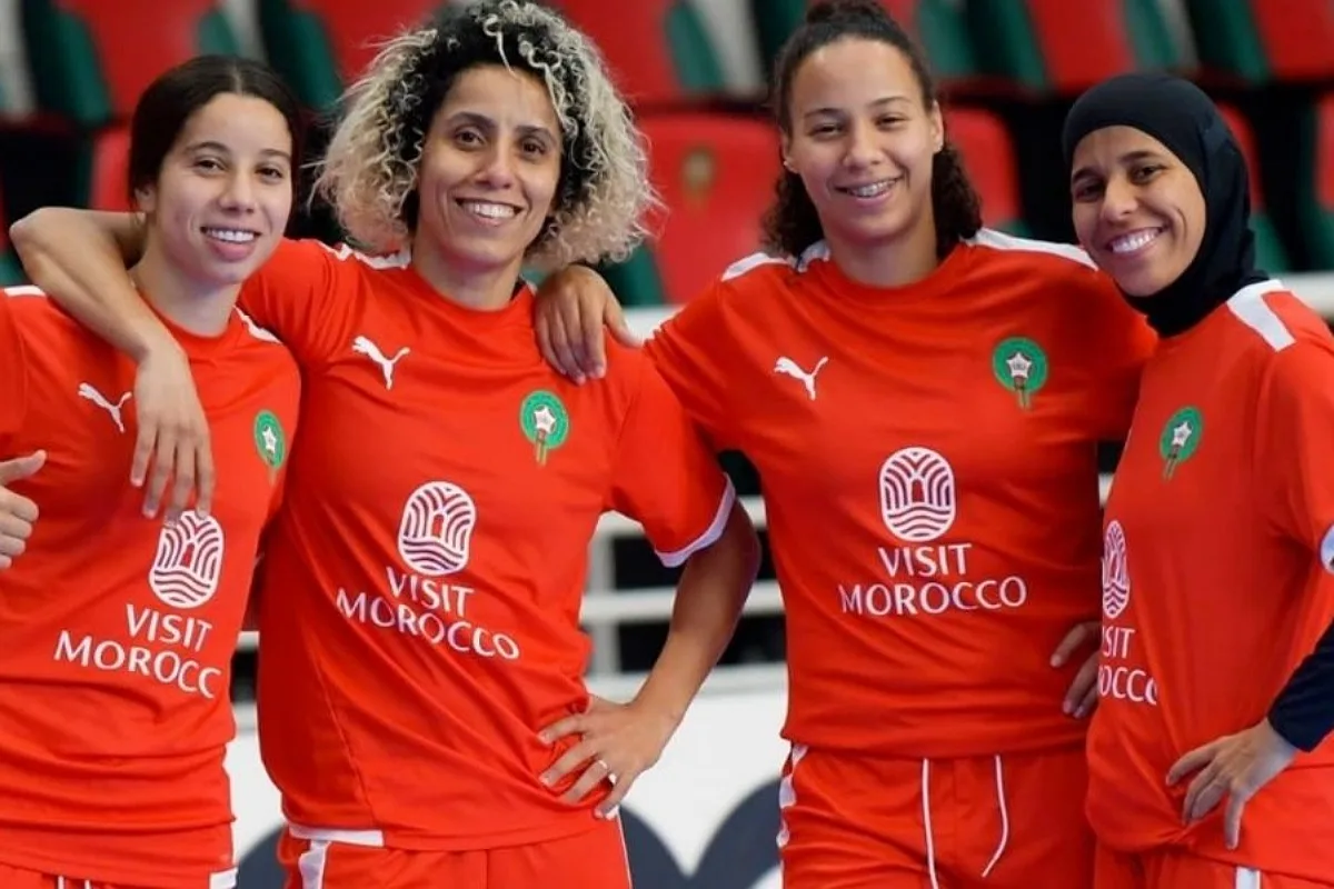 المنتخب المغربي للفوتسال للسيدات يحصد لقب كأس إفريقيا في نسختها الأولى على حساب تنزانيا المنتخب المغربي للفوتسال للسيدات يحصد لقب كأس إفريقيا في نسختها الأولى على حساب تنزانيا