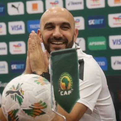 وليد الركراكي يفاجئ المنتخب الجزائر قبل مباراتهم ضد السويد بهذا تصريح