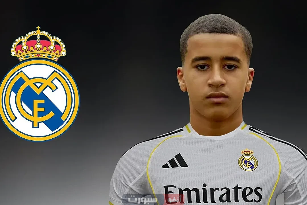 عبد الله وزان يغادر معسكر المنتخب المغربي من أجل توقيع لنادي ريال مدريد عبد الله وزان يغادر معسكر المنتخب المغربي من أجل توقيع لنادي ريال مدريد