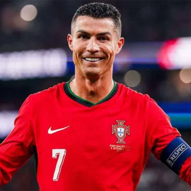برقم تاريخي.. كريستيانو رونالدو يسجل هدف البرتغال الثاني أمام إسبانيا