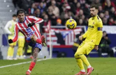 أتلتيكو مدريد يضم بايينا إلى صفوفه.