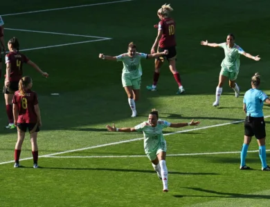 إيطاليا تفوز على بلجيكا 1-0 بفضل هدف كاروسو في افتتاح كأس أمم أوروبا للسيدات 2025.
