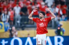 الأهلي يُؤكد استمرار وسام أبو علي ضمن فريقه